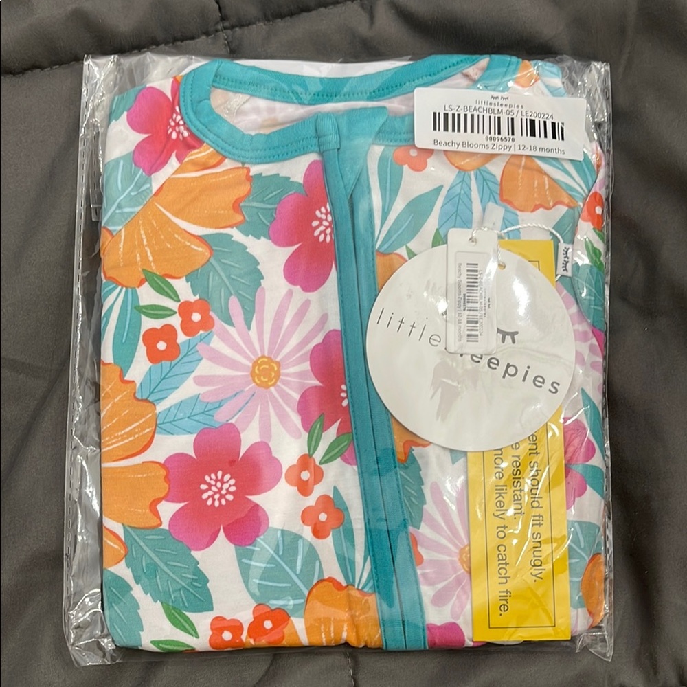 Little Sleepies Beachy Blooms zippy NIP sold out retired print